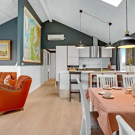 Feriehus Skøn Bolig I Med Sauna *